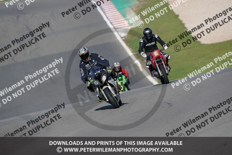 donington no limits trackday;donington park photographs;donington trackday photographs;no limits trackdays;peter wileman photography;trackday digital images;trackday photos